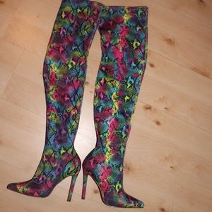 Above-knee Heeled Colorful Snakeskin Boots